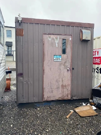 Vehicle Dealer office for rent OMIC approved Image# 2