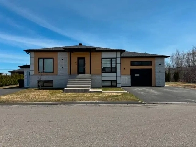 Maison à revenu | Duplex | bi-génération Image# 5