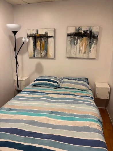 Cozy Room in Flat-Share - Metro Snowdon - CDN/NDG - Grand 5 1/2. Image# 1