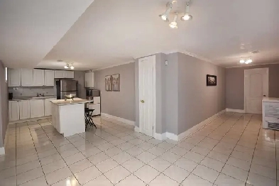 For Rent out : Bayview Fairway P.S. conmunity Coral Harbour Cres Image# 8