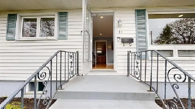 Beautiful Family Home on corner lot on West Side Image# 10