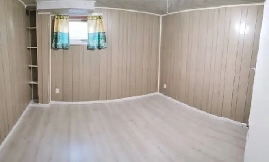 Room for Rent on University Cres 5mins Walking to U of M Image# 2