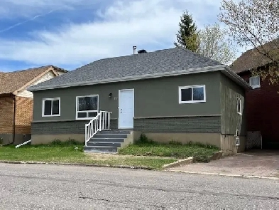 422 SOUTHERN AVE - $299,900 Image# 2