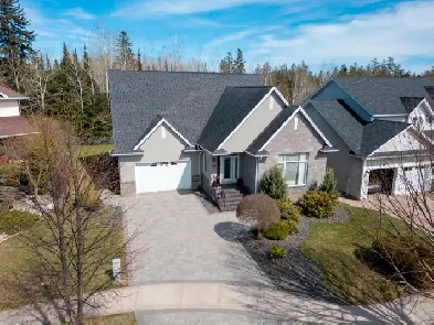 356 FAIRBROOKE CRES - $899,900 Image# 6