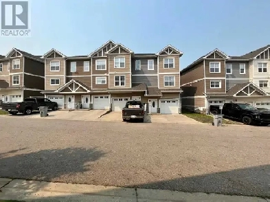 Spacious 3-Bedroom Townhome in Riverstone Ridge – $2,250/month Image# 1