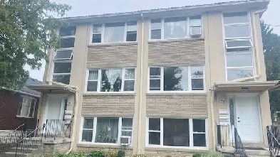 For Rent July 1st New Renovated 1 Bedroom. Image# 3