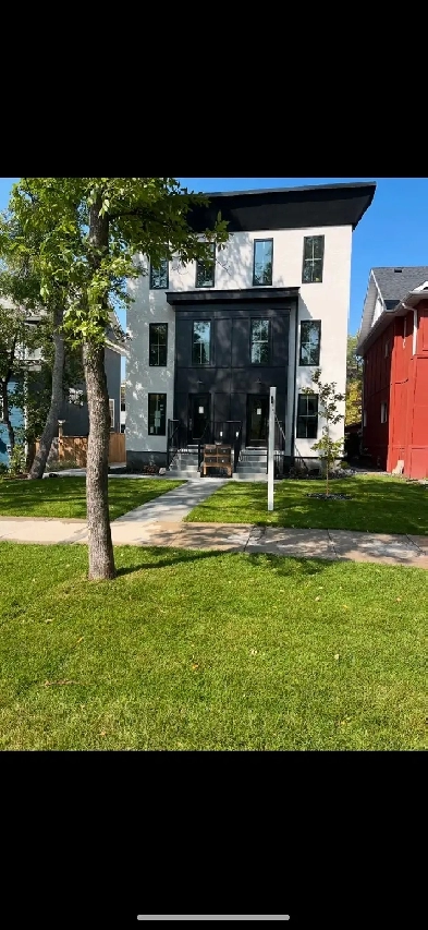 New High End apartment for rent in the heart of Corydon Image# 4