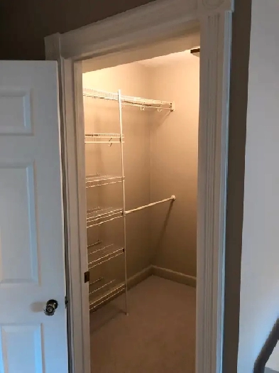 Room rent near Algonquin college(Walking distance) Image# 8