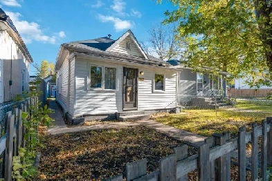 Newly Renovated 2 Bedrooms Single Family Home. Image# 3