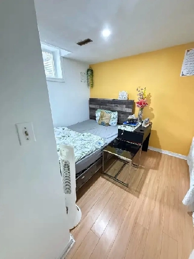 room for rent Image# 2