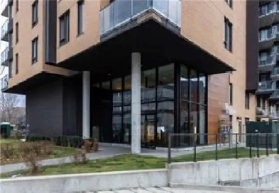 A Louer/For Rent: Superbe/Gorgeous condo Secteur Triangle Sector Image# 20