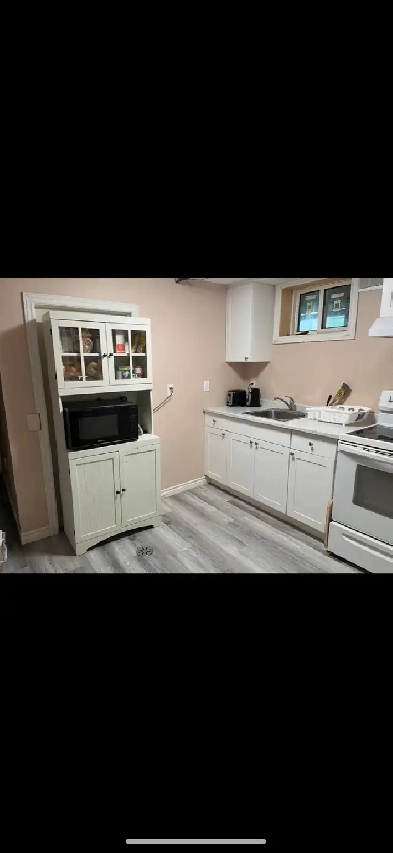 2 Bedrm Basement Image# 1