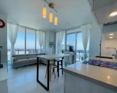 2 Bedrooms |  2 Bathrooms |  600–699 sq. ft. Image# 6