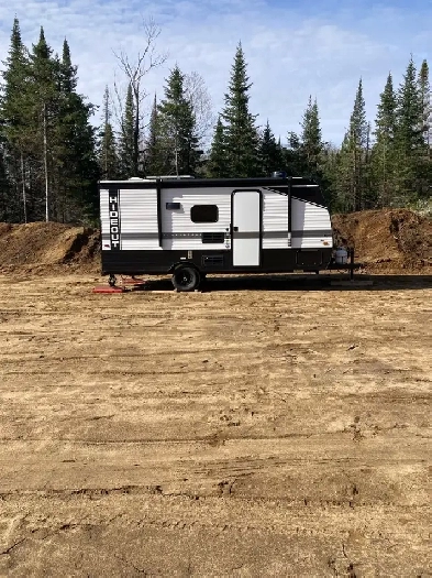 wanting a spot to park my tv trailer Image# 2