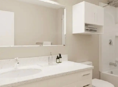 Lease Takeover - Over $1800 in Incentives! Image# 1