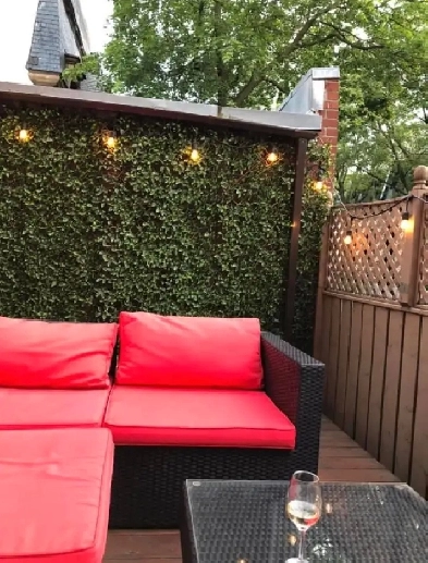 Huge 4 Bedroom Downtown - Furnished Image# 7