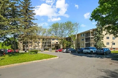2 bedroom, 2 bath condo in Orleans Image# 9
