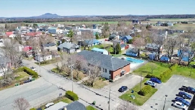 Wotton (Estrie): Bâtiment avec grand potentiel d’optimisation Image# 1