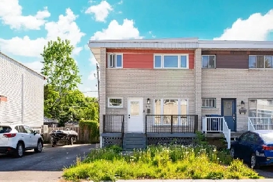 Maison à étages à Laval Image# 2