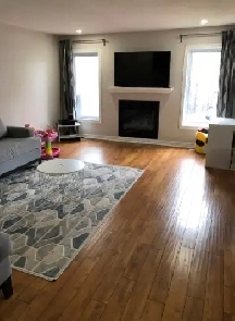 3BR Den for Rent in Barrhaven Image# 1