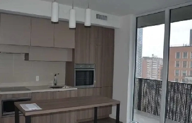 2   1 Bedrooms | 2 Bathrooms | Yonge & Eglinton Image# 8