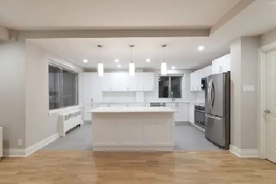 spacious 3-bedroom condo, August 1, Westmount adj - ID 3314 Image# 1