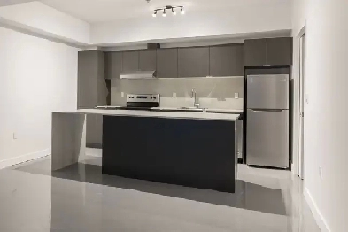 modern one-bedroom Plateau apartment on top floor - ID 3779 Image# 1