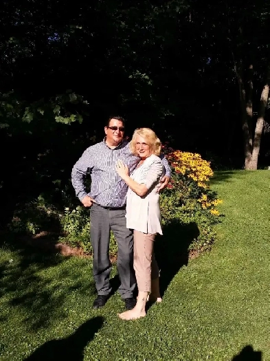 older reliable couple looking for a long term rental home Image# 1