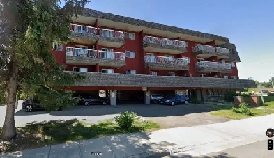 1 Bedroom Apartment Available with Balcony! Image# 2