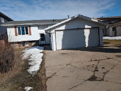 House for rent (3 Bedroom  2 Full Bath and Basement Image# 1