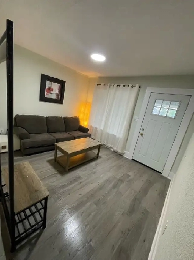 3 Bedroom Semi Detached house Newly Renovated Image# 1