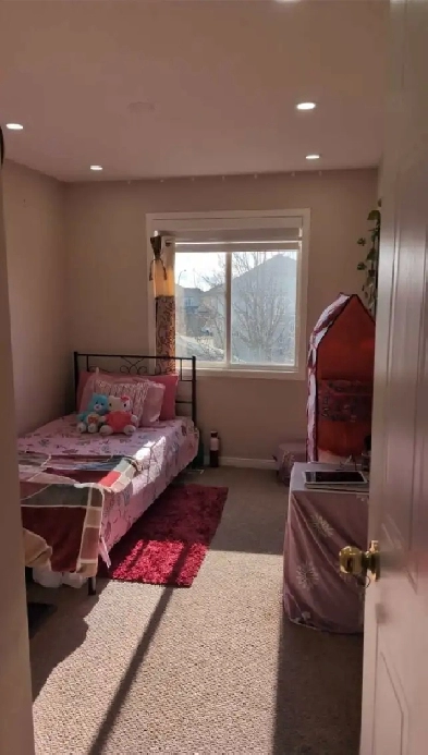 Private bedroom for rent Image# 1