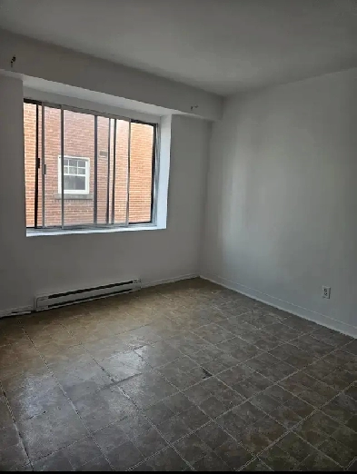 3½ A LOUER / 1 BEDROOM FOR RENT : DOWNTOWN MONTRÉAL Image# 5