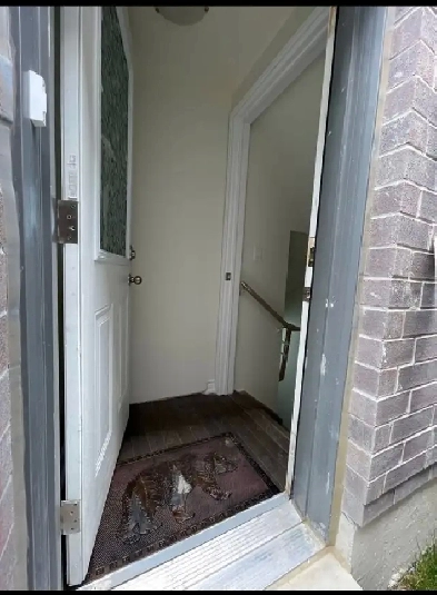 2 Bedroom 2 Washroom legal basement for rent in Caledon Image# 7
