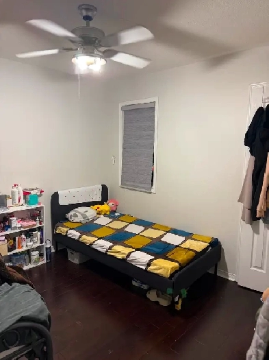 Room for Girl(Sharing) Image# 2