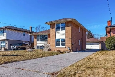 ➡FULLY UPDATED 4 1 BDRM HOME WITH DBL CAR GAR ON A PREMIUM LOT! Image# 14