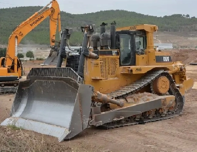 HEAVY EQUIPMENT OPERATOR LOOKING FOR PLACE TO RENT Image# 1