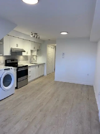 3 1/2 métro Langelier - Électros inclus Image# 1