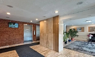 Spacious condo for sale Image# 1