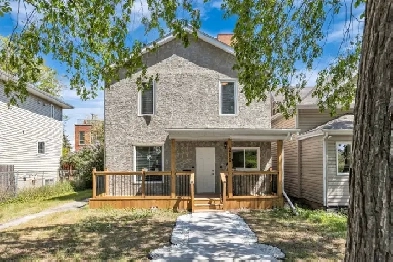 210 Ave E North Image# 5