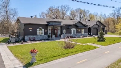 Propriété à vendre au 664 Rue Champoux, Disraeli - Ville Image# 2