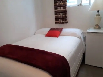 LONG/SHORT TERM UPSCALE ROOM RENTS TO PROFESSIONAL-WORKING MALE Image# 4