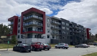 DOG FRIENDLY. 2 Bdrm / 2 Bthrm / Den. Shiraz Gardens 50 plus Image# 4
