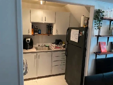 ANJOU. 3 ET DEMI À LOUER Image# 1