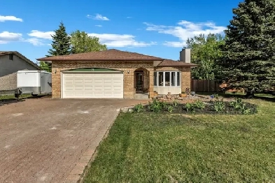Spacious 3-Bdrm Bungalow w/ Finished Basemen In Oakbank! Image# 8