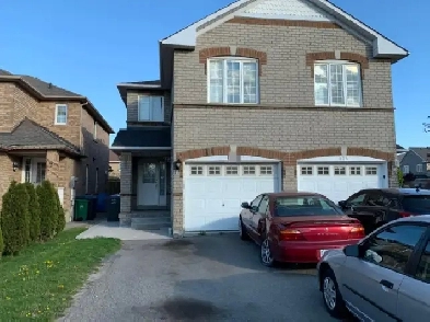 Furnished 2 Rooms walk-out basement apartment near Square One Image# 9