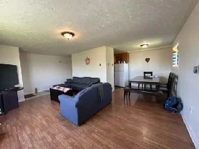Main Ave. 3 Bdrm ,1&1/2 Baths, 4 Appliances, Patio- Sept 1, 2025 Image# 7