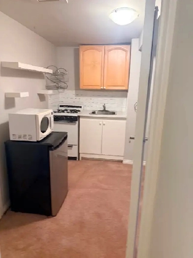Small Self Contained Studio Room for Rent Image# 4