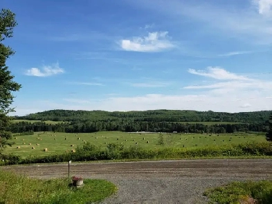 10-Acre Hilltop Homestead — Minutes to Kakabeka Falls Image# 2