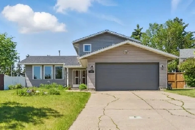 Upgraded Home on Massive Lot! Image# 9